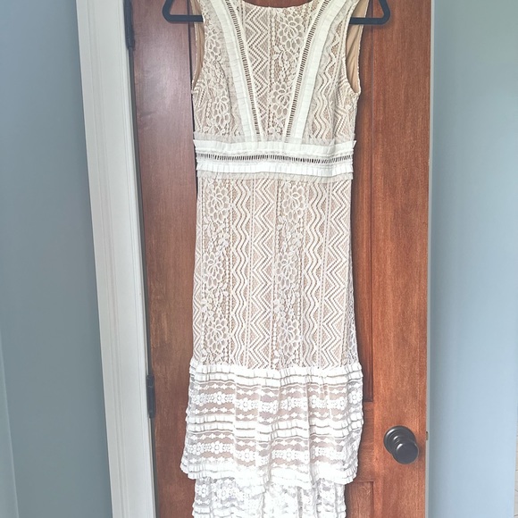 Lulus Garden Soirée White Lace Sleeveless Tiered Midi Dress - Worn Once! - Picture 3 of 5